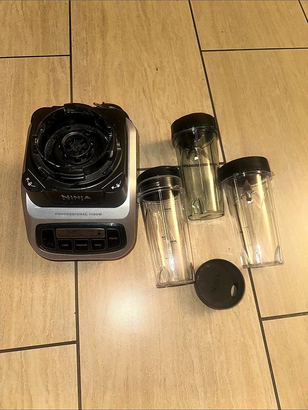 Ninja Professional 1100W Blender with 3 Cups